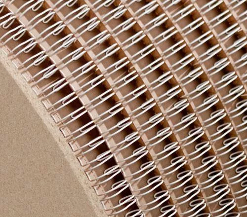 Topdrop – Kvalitní drátěná vazba na cívce 14,3 mm v bílé barvě. COPIERLAND | Kancelářská technika od Topdrop.cz