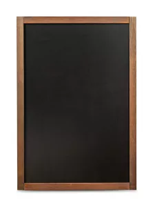 Černá křídová tabule s popisovací plochou z HDF panelu pokrytého lakem.