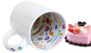Keramický bílý hrnek 250 ml s vnitřním potiskem a barevným uchem - HAPPY BIRTHDAY