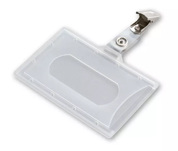 Topdrop – Visačka z tvrdého plastu pro magnetické nebo platební karty s kovovým klipsem. Rozměr 56x89 mm. CLASSIC | Kancelářská technika od Topdrop.cz