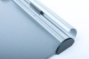 Topdrop – Dveřní cedulka a info tabulka 148 x 148 mm. MT DISPLAYS | Kancelářská technika od Topdrop.cz