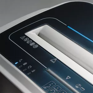 Topdrop – Profesionální skartovačka s automatickým mazáním a dotykovou obrazovkou pro osobní použití a malé kanceláře KOBRA | Kancelářská technika od Topdrop.cz