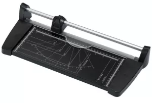 Kotoučová řezačka s délkou řezu 450  mm.