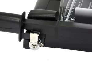 Topdrop – Páková řezačka s délkou řezu 315 mm a laserovým značením místa řezu. KW-TRIO | Kancelářská technika od Topdrop.cz