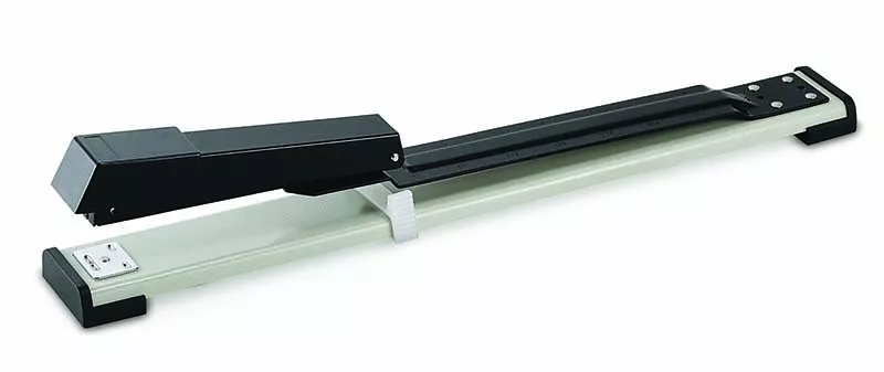Topdrop – Celokovový sešívač na 20 listů, nastavitelné rameno do délky až 317 mm, sponky 24/6 a 26/6 a rotační kovadlinka pro dva typy šití. KW-TRIO | Kancelářská technika od Topdrop.cz