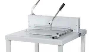 Topdrop – Stolní stohová řezačka s délkou řezu 430 mm a kapacitou 200 listů. KW-TRIO | Kancelářská technika od Topdrop.cz