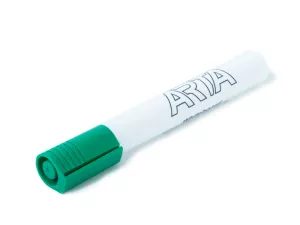 Zelený popisovač ARTA na bílé tabule.
