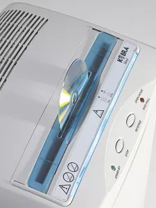 Topdrop – Profesionální skartovačkas automatickým mazáním pro vysoké zatížení více uživateli. KOBRA | Kancelářská technika od Topdrop.cz