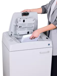 Topdrop – Profesionální skartovačka s automatickým podáváním a kompresí odpadu. KOBRA | Kancelářská technika od Topdrop.cz