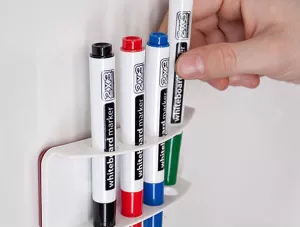 Topdrop – Magnetický držák popisovačů CLASSIC na 4 popisovače 2x3 | Kancelářská technika od Topdrop.cz