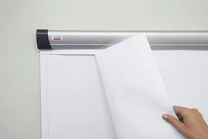 Topdrop – Magnetický držák flipchartového bloku. | Kancelářská technika od Topdrop.cz